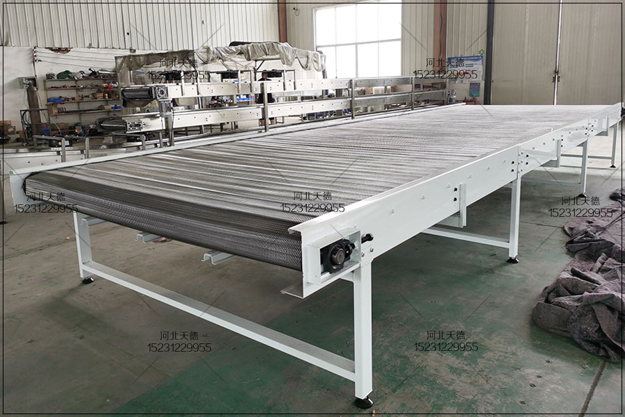 網(wǎng)帶輸送機(jī)